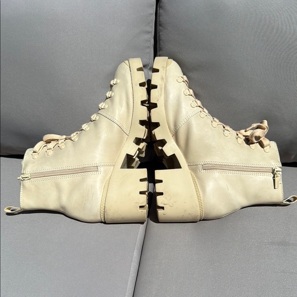 SCHUTZ Size 10B Women's Cream Lace-Up Ankle Boots - Picture 8 of 14